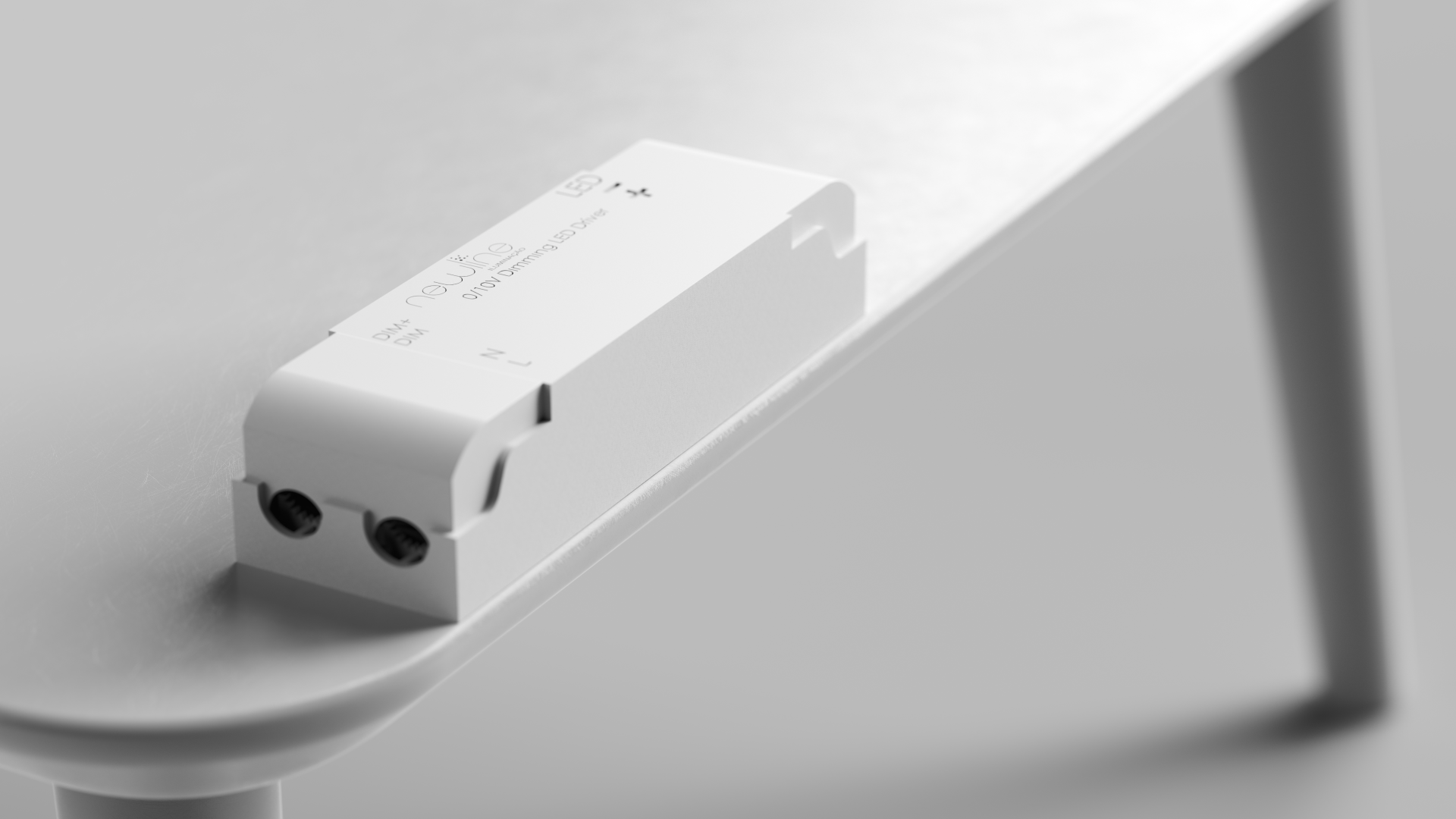 Driver sobre a mesa com detalhe ampliado da parte interna